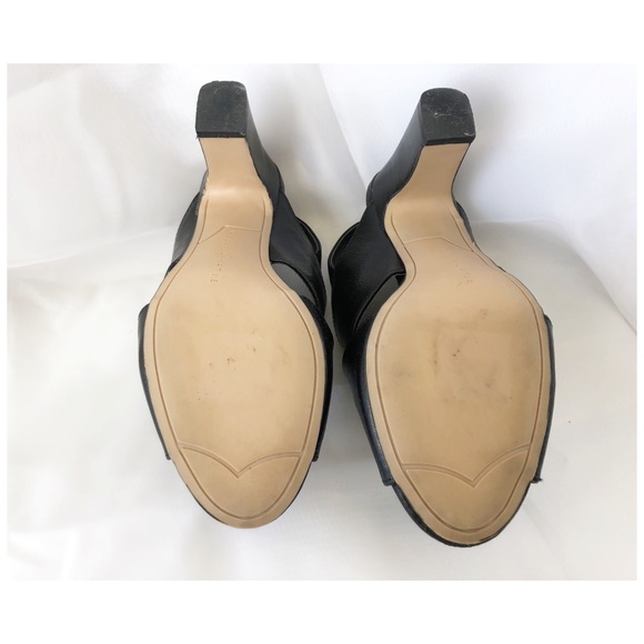 Kelly And Katie ♥️ Astalia Sandals - Picture 7 of 10